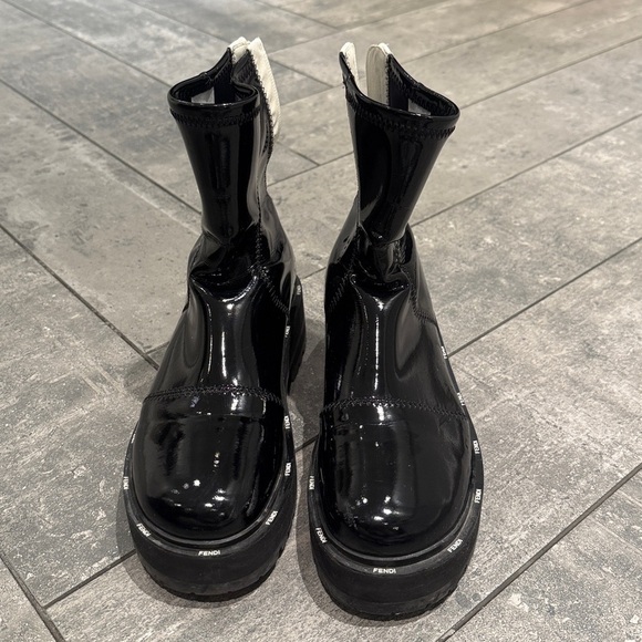 Fendi neoprene and faux leather boots - Picture 3 of 11